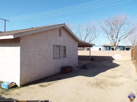 44758 Leslie Ct, Lancaster, CA 93535 photo 17