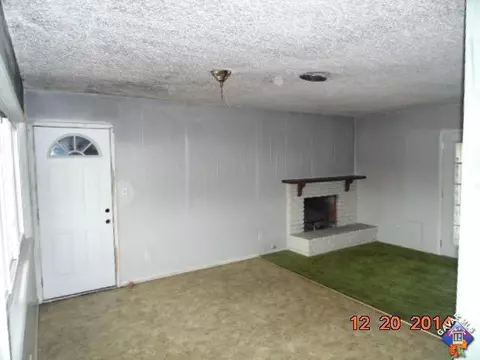 44305 E 13th St, Lancaster, CA 93535 photo 5