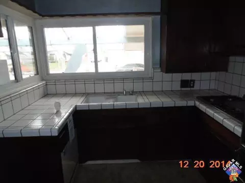 44305 E 13th St, Lancaster, CA 93535 photo 4