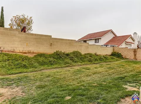 37145 Firethorn St, Palmdale, CA 93550 photo 16