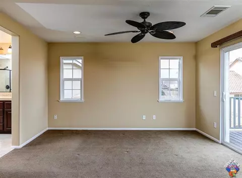 37145 Firethorn St, Palmdale, CA 93550 photo 11