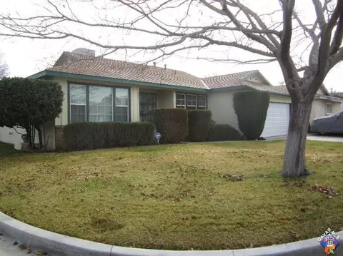 43878 E Fig Ave, Lancaster, CA 93534 photo 2