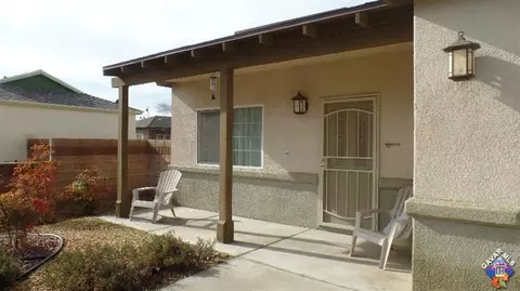 45115 Beech Ave, Lancaster, CA 93534 photo 4