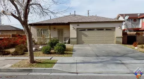 45115 Beech Ave, Lancaster, CA 93534 photo 1