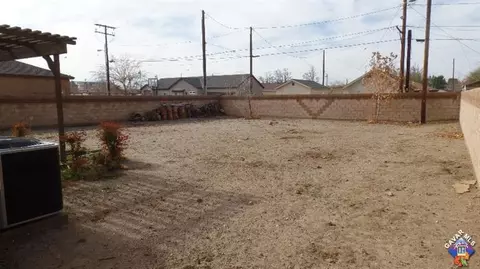 45115 Beech Ave, Lancaster, CA 93534 photo 33