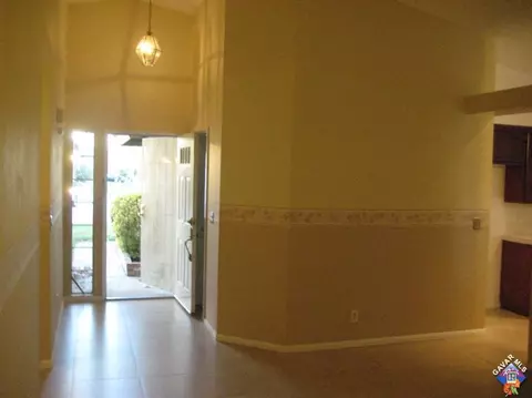 5828 Lighthouse Ln, Palmdale, CA 93552 photo 3