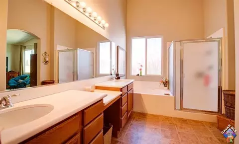 44535 Grove Ln, Lancaster, CA 93534 photo 8