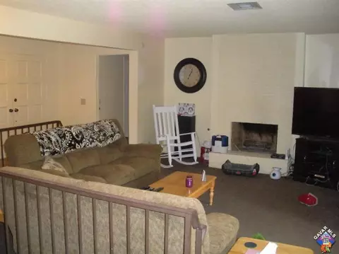 43706 Sentry Ln, Lancaster, CA 93536 photo 3