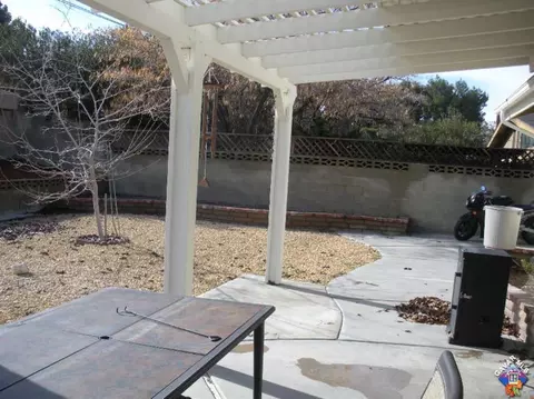 43706 Sentry Ln, Lancaster, CA 93536 photo 9