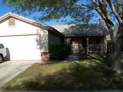 44647 Shadowcrest Dr, Lancaster, CA 93536 photo 1