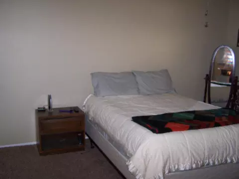44647 Shadowcrest Dr, Lancaster, CA 93536 photo 9