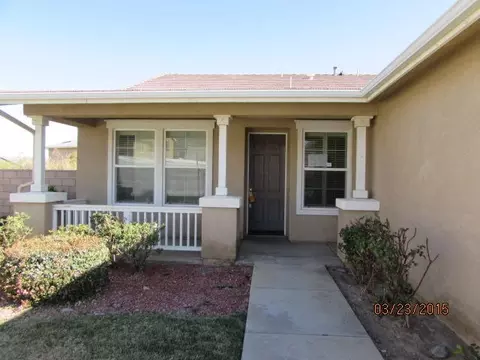 6649 Lacolle Pl, Lancaster, CA 93536 photo 2
