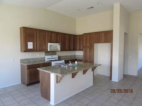 6649 Lacolle Pl, Lancaster, CA 93536 photo 10