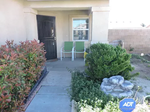 552 Koufax Dr, Lancaster, CA 93535 photo 5