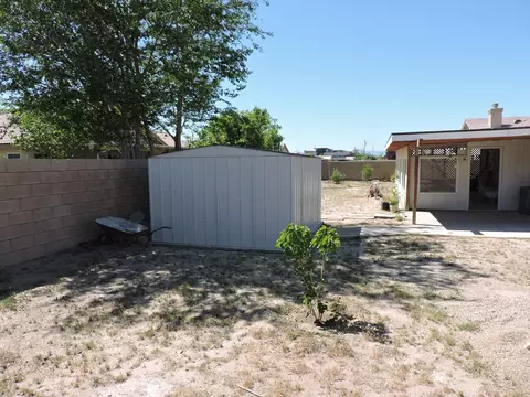 552 Koufax Dr, Lancaster, CA 93535 photo 29