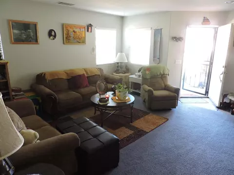 552 Koufax Dr, Lancaster, CA 93535 photo 10