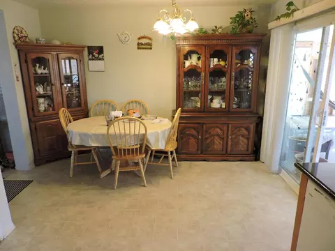 552 Koufax Dr, Lancaster, CA 93535 photo 12