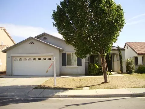 2528 Norberry St E, Lancaster, CA 93535 photo 1