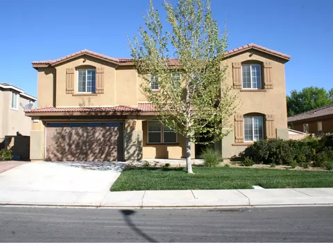 1233 Stanfill Rd, Palmdale, CA 93551 photo 2