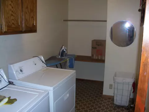 43015 Ed Halley Pl, Lancaster, CA 93536 photo 21
