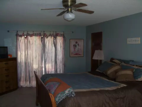 43015 Ed Halley Pl, Lancaster, CA 93536 photo 16
