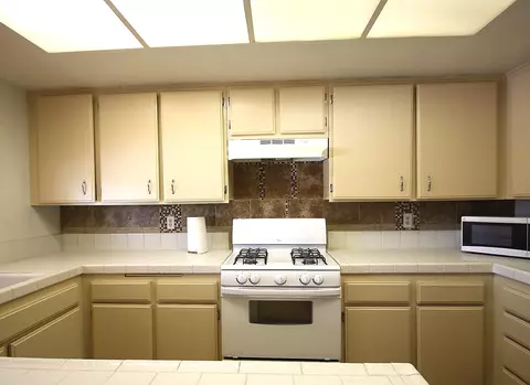 45121 18th St W, Lancaster, CA 93534 photo 5