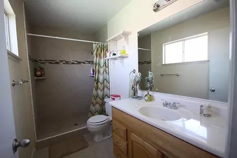 45121 18th St W, Lancaster, CA 93534 photo 8