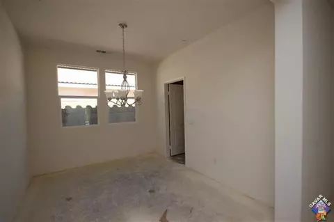 44057 Westridge Dr, Lancaster, CA 93536 photo 9