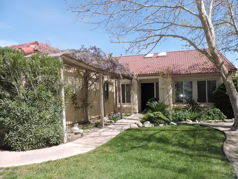 44328 Soft Ave, Lancaster, CA 93536 photo 2