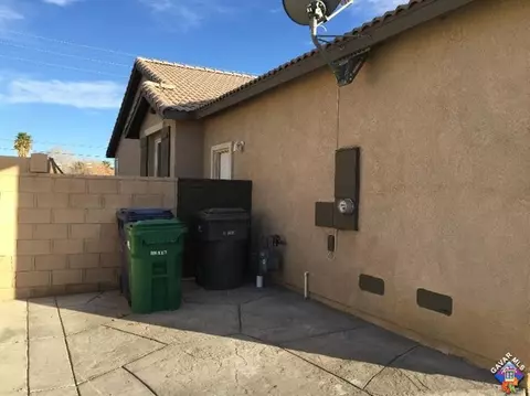 38136 Mentor Ct, Palmdale, CA 93550 photo 4