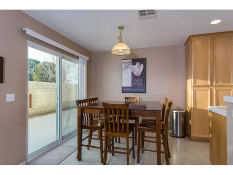 45429 Stadium Ln, Lancaster, CA 93535 photo 5