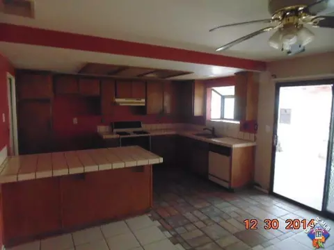 43816 E 27th St, Lancaster, CA 93535 photo 6