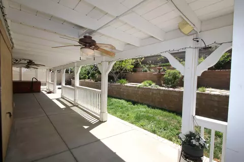 6244 Azalea Dr, Lancaster, CA 93536 photo 25