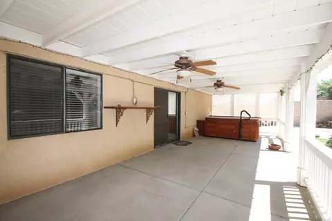 6244 Azalea Dr, Lancaster, CA 93536 photo 26
