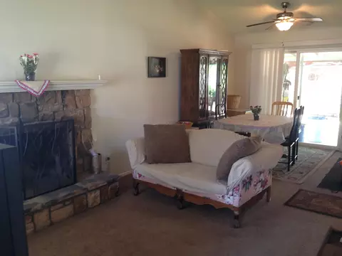 43618 Poplar Ct, Lancaster, CA 93535 photo 3