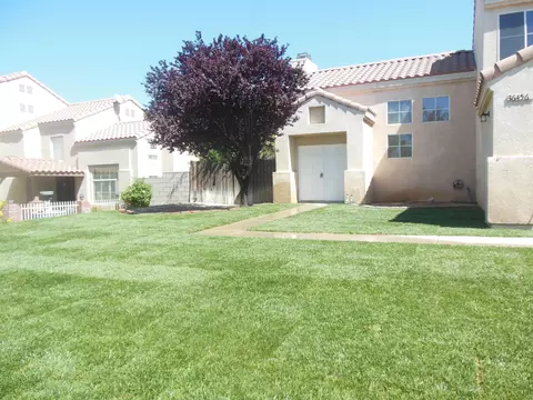 36456 Windtree Cir, Palmdale, CA 93550 photo 2