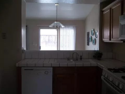 44330 Hazel Ct, Lancaster, CA 93536 photo 11
