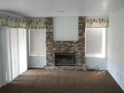 1014 Glenn Ct, Lancaster, CA 93535 photo 8