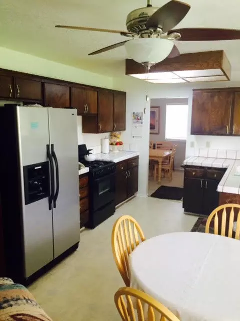 2116 Forry St, Lancaster, CA 93536 photo 8