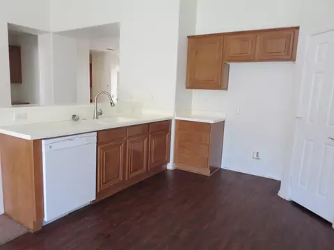 2012 Jenner St E, Lancaster, CA 93535 photo 4