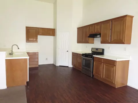 2012 Jenner St E, Lancaster, CA 93535 photo 5