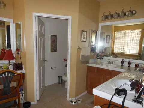 44053 Chaparral Dr, Lancaster, CA 93536 photo 9