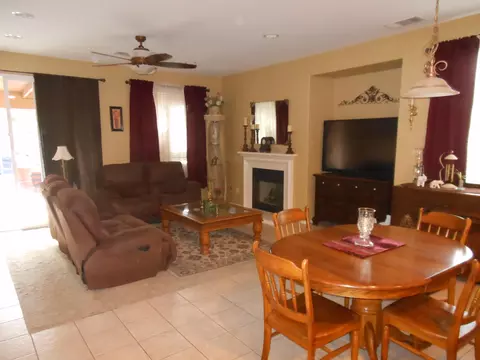 44053 Chaparral Dr, Lancaster, CA 93536 photo 6