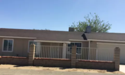 41040 176th St E, Lancaster, CA 93535 photo 1