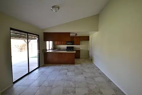 37729 Janus Dr, Palmdale, CA 93550 photo 5