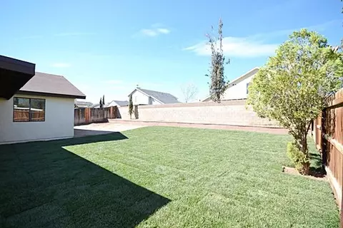 37729 Janus Dr, Palmdale, CA 93550 photo 20