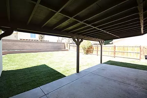 37729 Janus Dr, Palmdale, CA 93550 photo 19