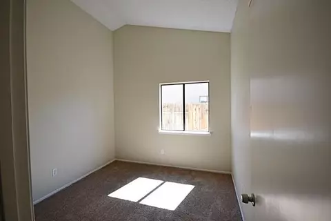 37729 Janus Dr, Palmdale, CA 93550 photo 14