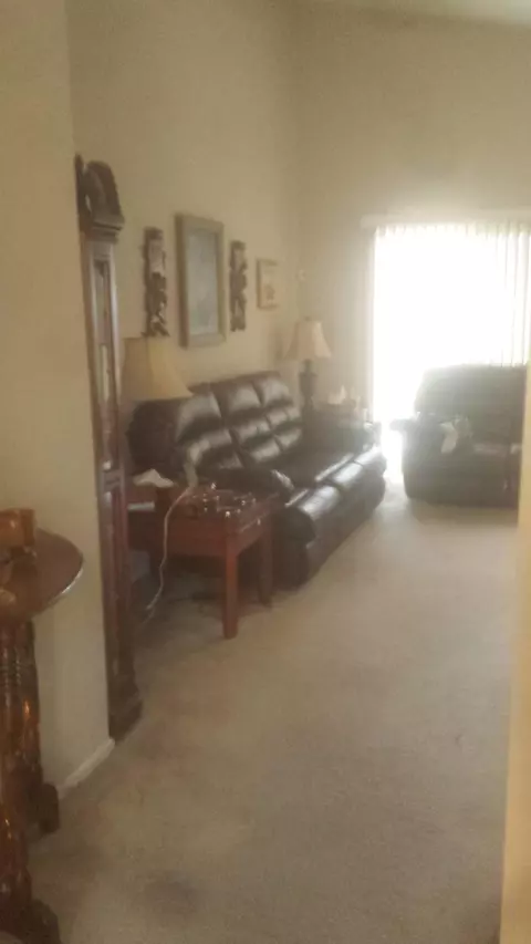 2524 Lingard St E, Lancaster, CA 93535 photo 6