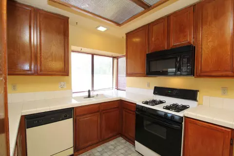36921 Desert Willow Dr, Palmdale, CA 93550 photo 7